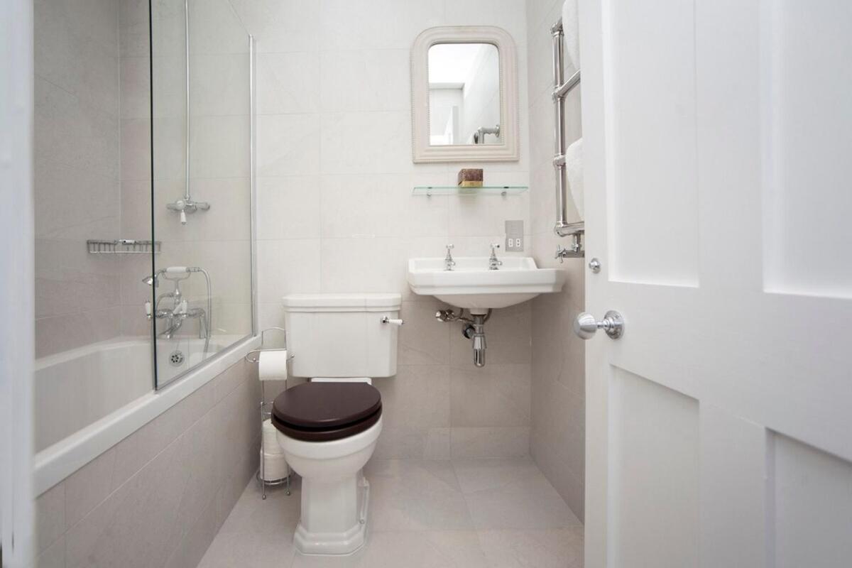 Stylish City Centre Apartment - Bath Dış mekan fotoğraf