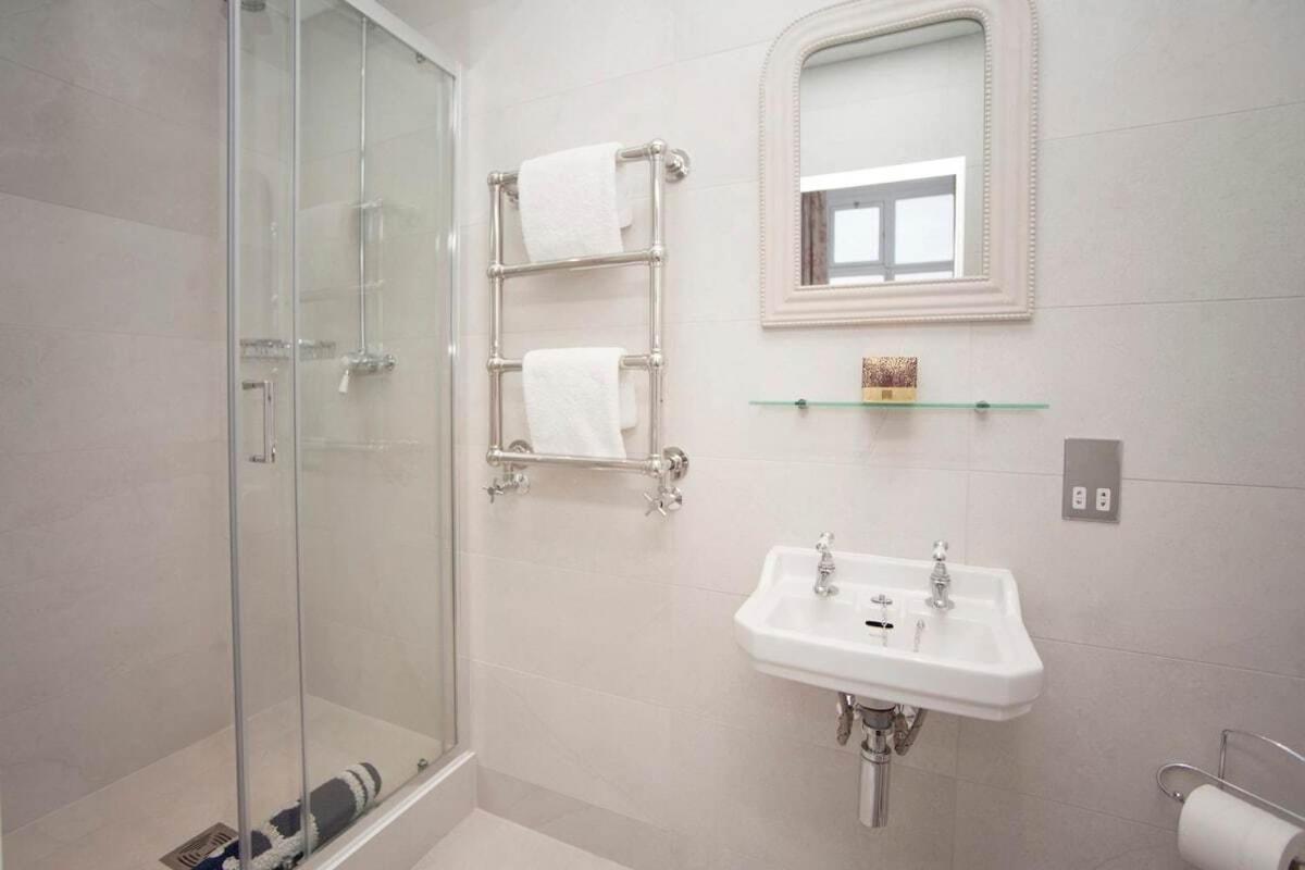 Stylish City Centre Apartment - Bath Dış mekan fotoğraf